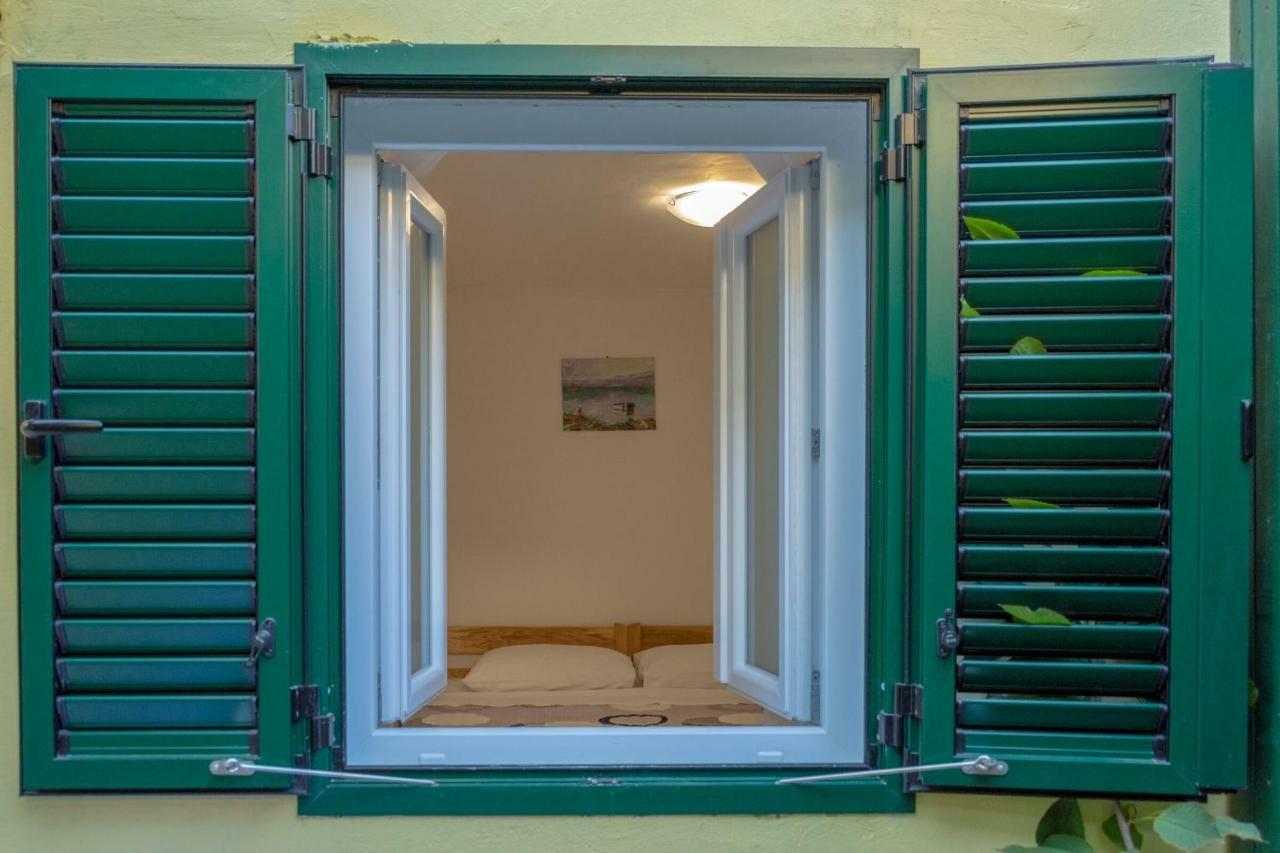 Room Nino Skradin Exterior foto